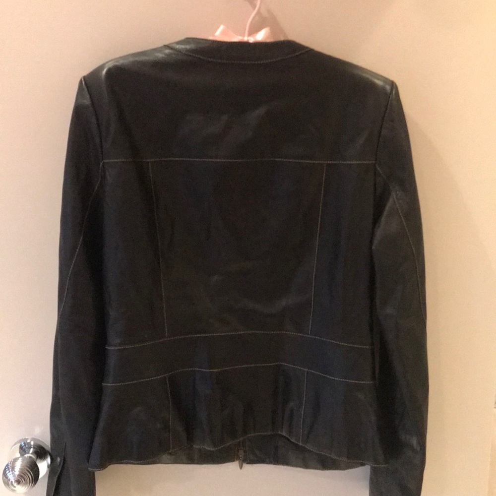 Leather jacket - Picture 3 of 3